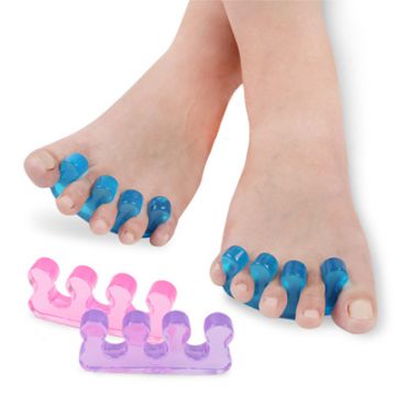 Three-hole toe separator